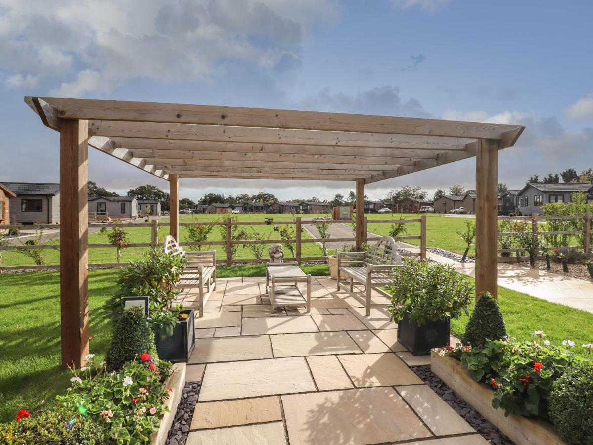 Вилла 12 Bucklesham Park Ипсвич Экстерьер фото